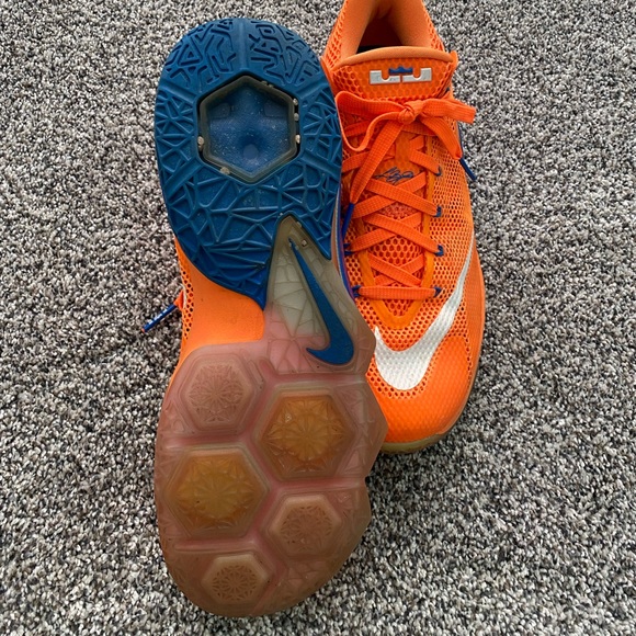 Lebron 12 lows - Picture 2 of 4